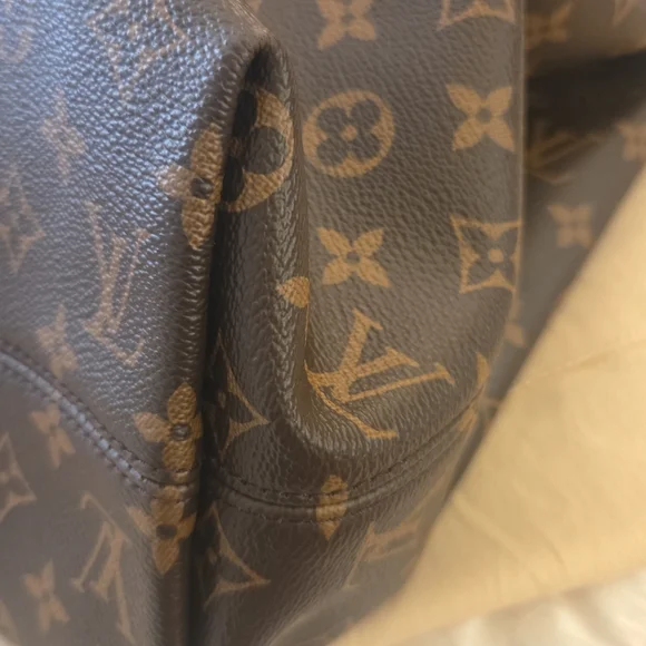 AUTHENTIC LOUIS VUITTON Classic Monogram in Brown and Tan GRACEFUL MM - Picture 9 of 17